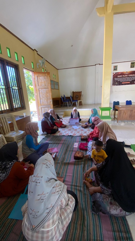 Geliat Desa Sehat: Mahasiswa KKN-MB dan Bidan Bergandengan Tangan untuk Ibu Hamil